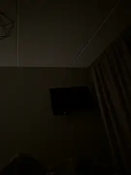 heet1998 online show from 11/07/25, 08:09