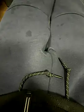 heet1998 online show from 11/25/25, 08:36