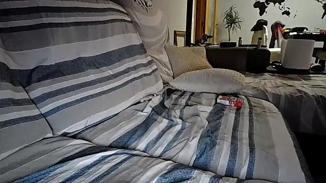 XxvanxX online show from 10/21/25, 02:12