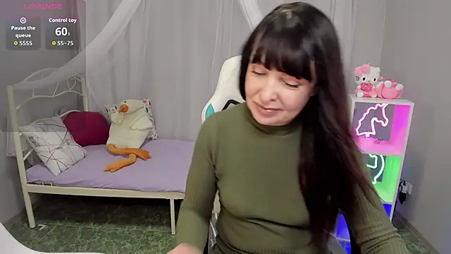 LindaRomero online show from 11/09/25, 11:08