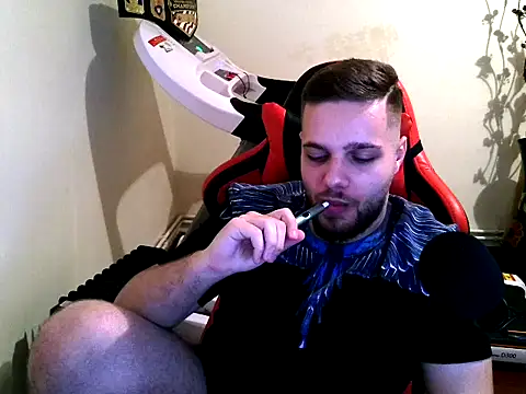 KingAdonisss online show from 09/29/25, 12:32