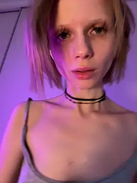 bunnyirisluv online show from 03/06/26, 10:50