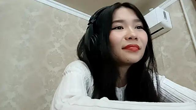 Snapshot of YukiShaapan chatting on 10/09/25, 10:13 YukiShaapan online show from 10/09/25, 10:13