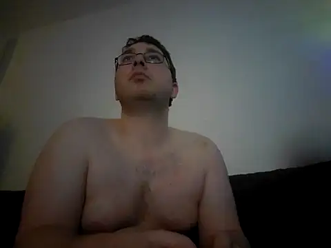 Snapshot of stivi2526 chatting on 12/18/25, 09:54 stivi2526 online show from 12/18/25, 09:54