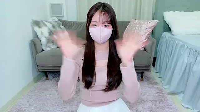 Seira  nn online show from 11/25/25, 01:11