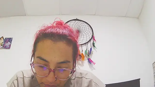 rojita-rojita online show from 09/29/25, 03:44