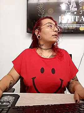 rojita-rojita online show from 10/26/25, 12:44