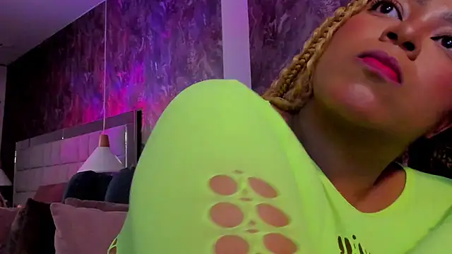 Fenty melo online show from 11/17/25, 03:56