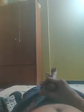 Snapshot of Hhhggghrrr3219 chatting on 02/24/26, 06:39 Hhhggghrrr3219 online show from 02/24/26, 06:39