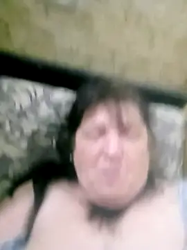 Apeesynka55211 online show from 04/17/26, 12:35