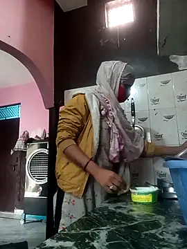 Pihu-56 online show from 11/18/25, 04:06