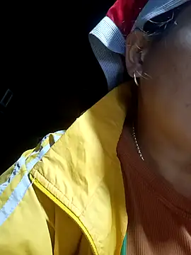 Ninhxuan20 online show from 10/24/25, 03:03
