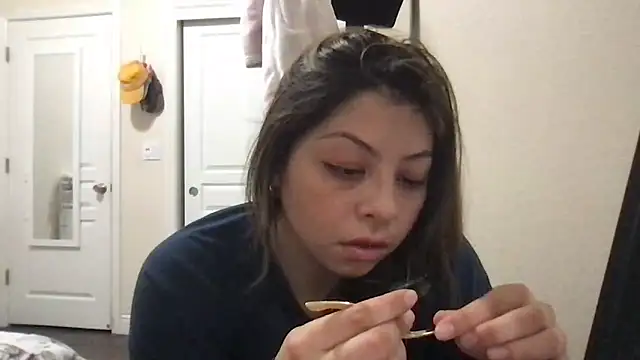 bunnygorl12 online show from 03/07/26, 03:14