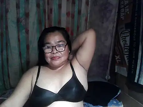 Snapshot of cris_tita chatting on 03/18/26, 11:46 cris tita online show from 03/18/26, 11:46