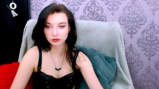 DominantLuna online show from 02/12/26, 08:26