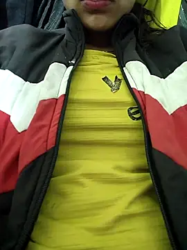 Snapshot of Hotty_ruvi chatting on 10/30/25, 07:25 Hotty ruvi online show from 10/30/25, 07:25