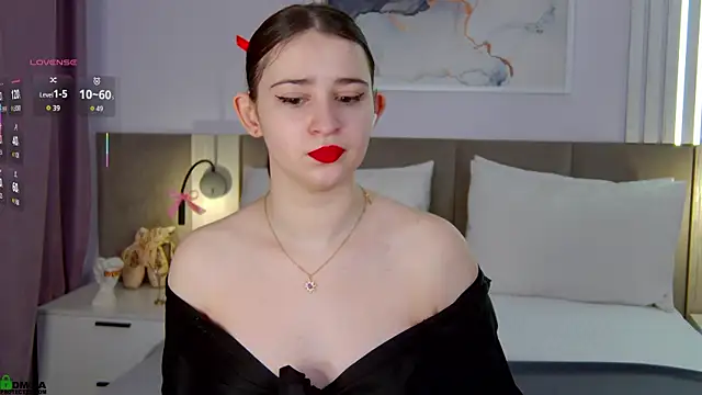 AnnaNoir online show from 12/04/25, 01:48