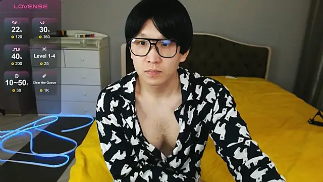 KaiChicken online show from 04/12/26, 09:09