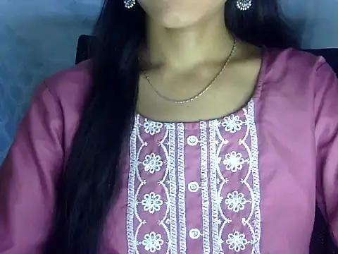 Snapshot of Shazi_1 chatting on 04/26/26, 12:58 Shazi 1 online show from 04/26/26, 12:58
