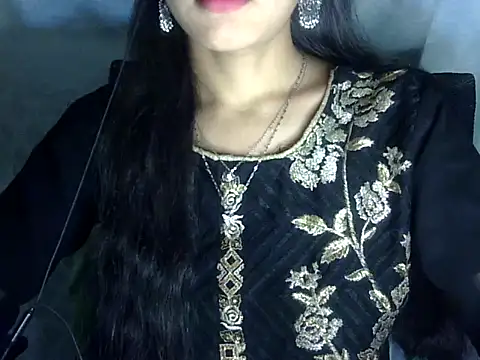 Snapshot of Shazi_1 chatting on 05/01/26, 03:27 Shazi 1 online show from 05/01/26, 03:27