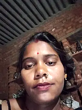 Snapshot of Katrina_kaif143 chatting on 10/18/25, 03:46 Katrina kaif143 online show from 10/18/25, 03:46