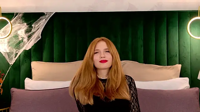 MelissaLiss online show from 10/28/25, 03:14