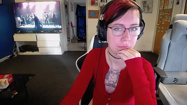 TattooedGirls online show from 10/03/25, 09:39