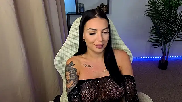 Raven Ink online show from 11/25/25, 09:53