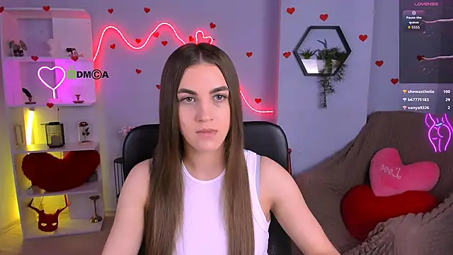 Snapshot of lina_fox12 chatting on 06/18/26, 12:20 lina fox12 online show from 06/18/26, 12:20