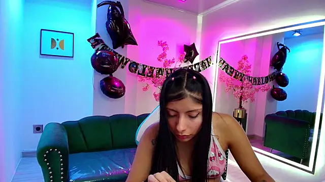 Gabriela milani online show from 10/31/25, 12:00