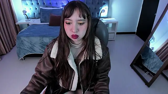 Scarlett  Cooper   online show from 02/01/26, 11:53