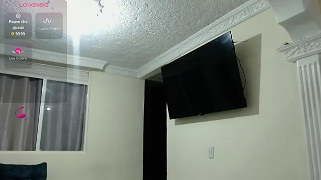 Michellx hot2 online show from 10/15/25, 12:16