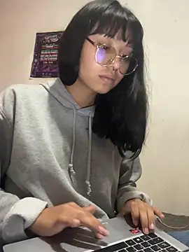 comepitoossss online show from 10/12/25, 12:42