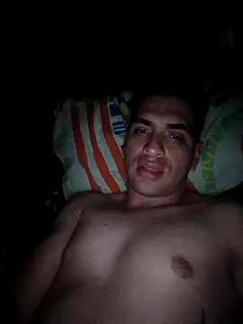 Snapshot of daniandr119 chatting on 03/17/26, 05:44 daniandr119 online show from 03/17/26, 05:44