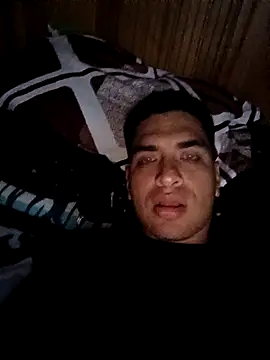 Snapshot of daniandr119 chatting on 04/10/26, 03:23 daniandr119 online show from 04/10/26, 03:23