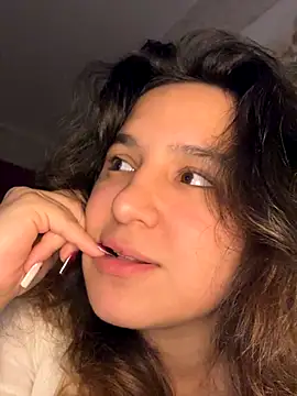 Snapshot of Luisaa_rosee chatting on 10/10/25, 03:44 Luisaa rosee online show from 10/10/25, 03:44