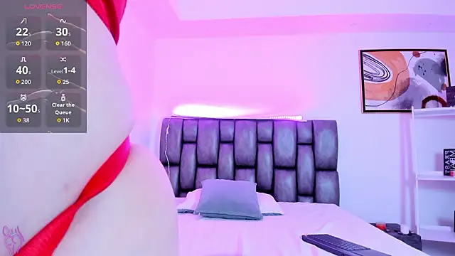 VenusCooper online show from 03/12/26, 07:31