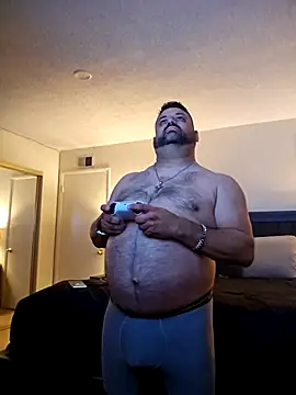 Roddog18 online show from 12/19/25, 06:09