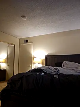 Roddog18 online show from 03/04/26, 05:46