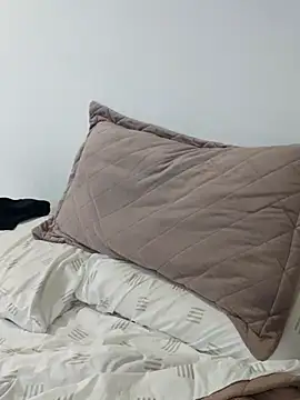 Zoe riivas online show from 04/08/26, 11:21