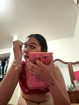 Brianna bunny05 online show from 10/31/25, 02:34