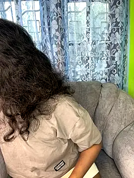 SukiyamaAsia online show from 10/19/25, 07:09