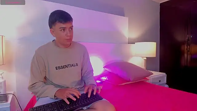 Dylan Katte online show from 03/26/26, 12:06