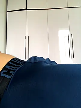 khonglongvong86 online show from 10/07/25, 04:20