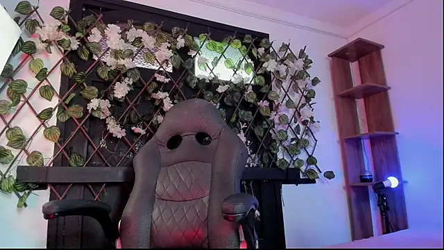 Kora Red69 online show from 02/18/26, 01:51