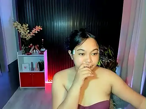 UrFavouriteCravings online show from 11/02/25, 04:26