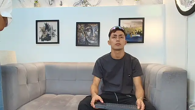 VERY HOT GUYS online show from 01/13/26, 05:29