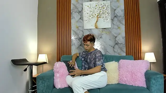 VERY HOT GUYS online show from 02/14/26, 01:19