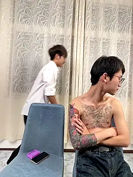 Snapshot of Cate-boy chatting on 11/14/25, 11:42 Cate-boy online show from 11/14/25, 11:42