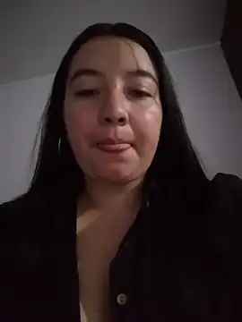 Snapshot of annyaparis chatting on 04/04/26, 03:16 annyaparis online show from 04/04/26, 03:16